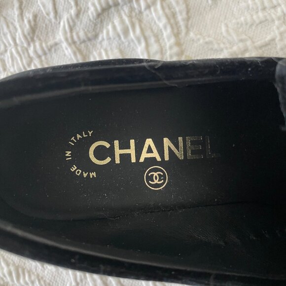 **Chanel Black Suede Loafers** - Picture 2 of 6